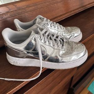 Nike Air Force 1 in Chrome “Liquid Metal” Size 10
